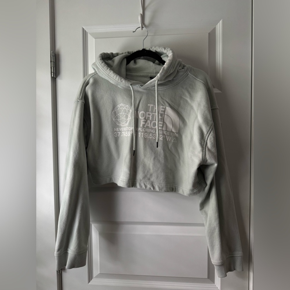 The North Face Women's Seafoam Green Cropped Hoodie Large